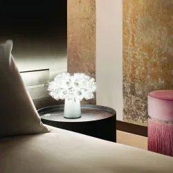 Clizia Table